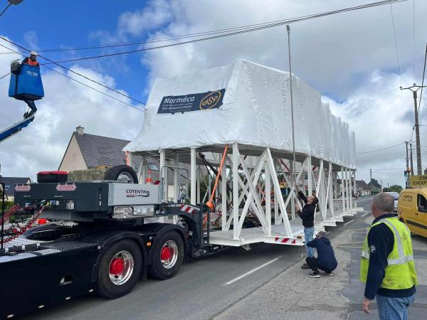 Convoi exceptionnel à Tourlaville 